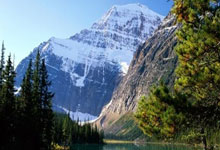 亚博体育：官方：伊尼戈右膝内侧半月板发炎退出西班牙名单，赫伊森入选.